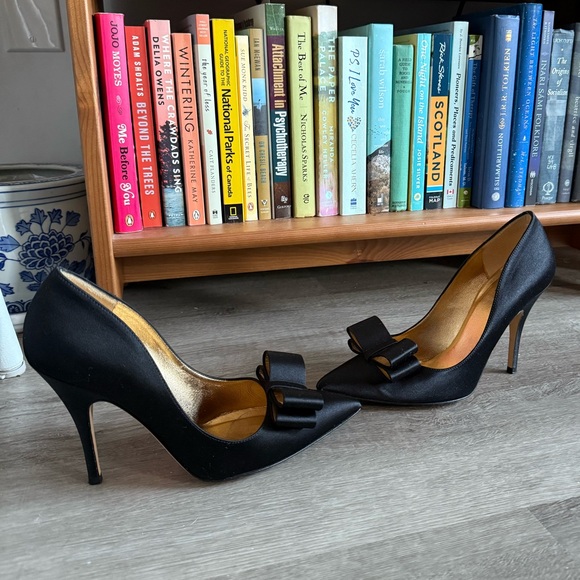 Satin Kate Spade Black Bow Heels - Picture 13 of 13